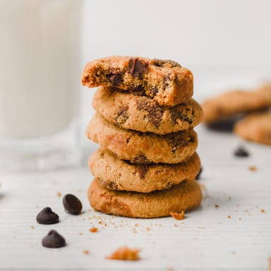 Шоколад Simple Mills Crunchy Almond Flour Cookies, вкус Chocolate Chip, 156 г