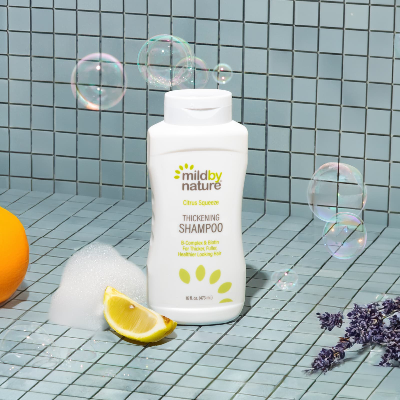 Комплекс витаминов B Mild By Nature Thickening Shampoo B-Complex Biotin Citrus Squeeze, 473 мл — фото 5